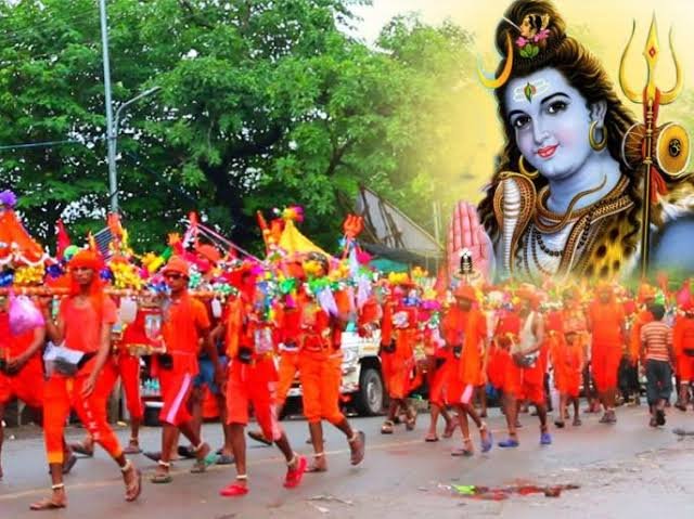 सावन के पहले दिन काशी, हरिद्वार और प्रयागराज में उमड़े श्रद्धालु